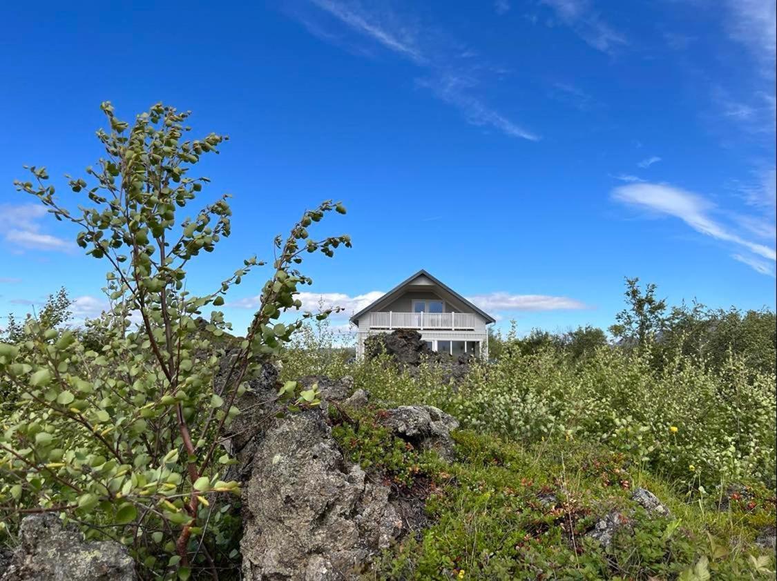 Slow Travel Myvatn - Þufa - Private Homestay Exteriör bild