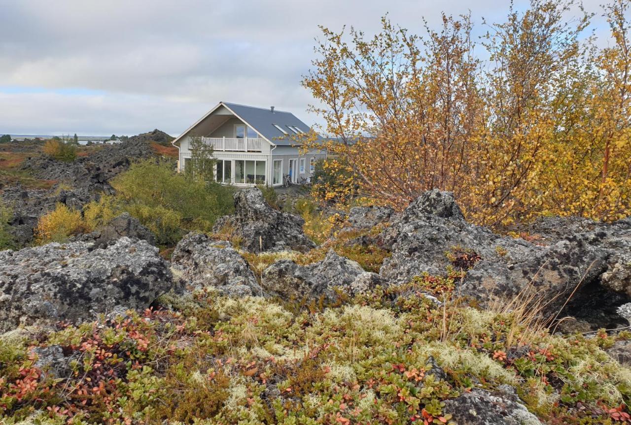 Slow Travel Myvatn - Þufa - Private Homestay Exteriör bild