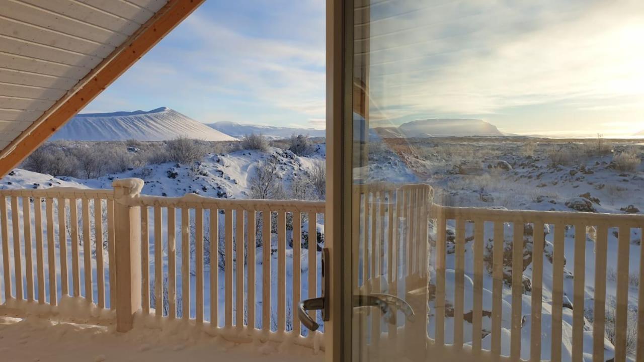 Slow Travel Myvatn - Þufa - Private Homestay Exteriör bild